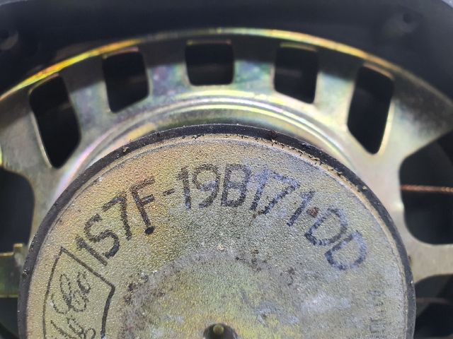 bontott FORD MONDEO III Bal hátsó Hangszóró