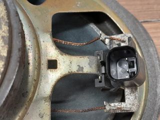 bontott FORD MONDEO III Bal hátsó Hangszóró