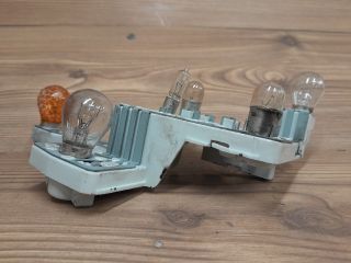 bontott FORD MONDEO III Bal Hátsó Lámpa Foglalat