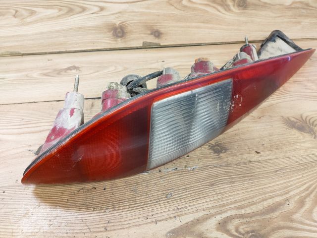 bontott FORD MONDEO III Bal Hátsó Lámpa