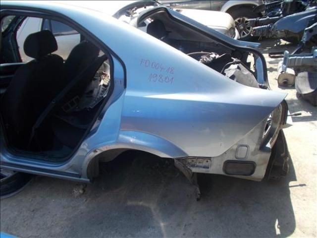 bontott FORD MONDEO III Bal hátsó Sárvédő
