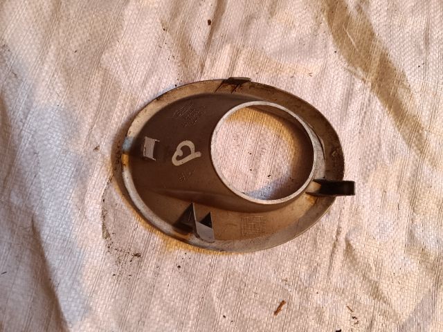 bontott FORD MONDEO III Bal Ködlámpa Rács