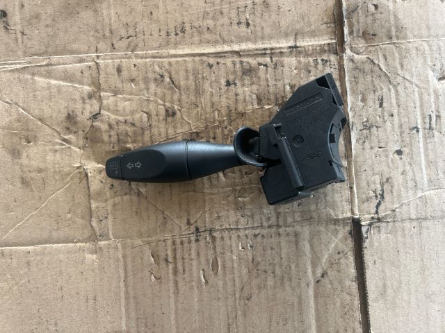 bontott FORD MONDEO III Bal Kormánykapcsoló Irányjelző