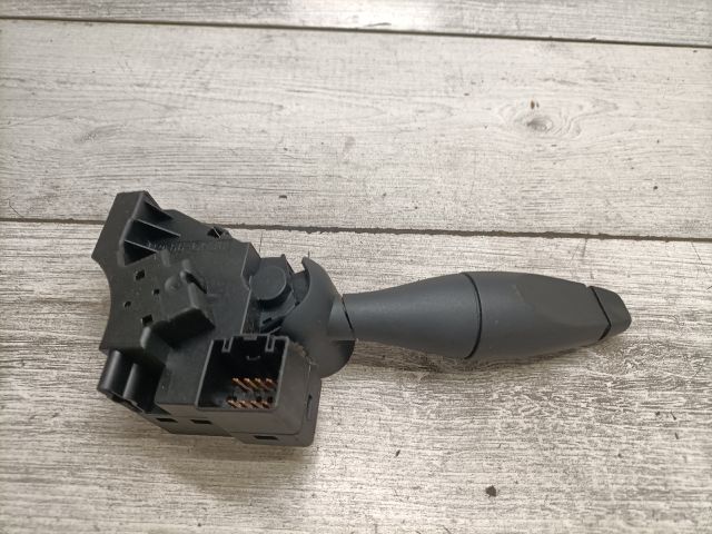 bontott FORD MONDEO III Bal Kormánykapcsoló Irányjelző