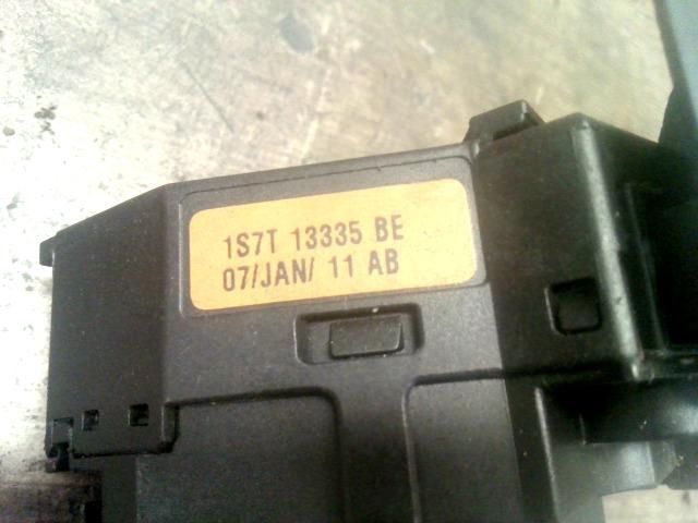 bontott FORD MONDEO III Bal Kormánykapcsoló Irányjelző