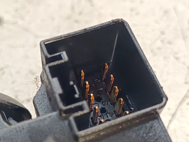 bontott FORD MONDEO III Bal Kormánykapcsoló Irányjelző