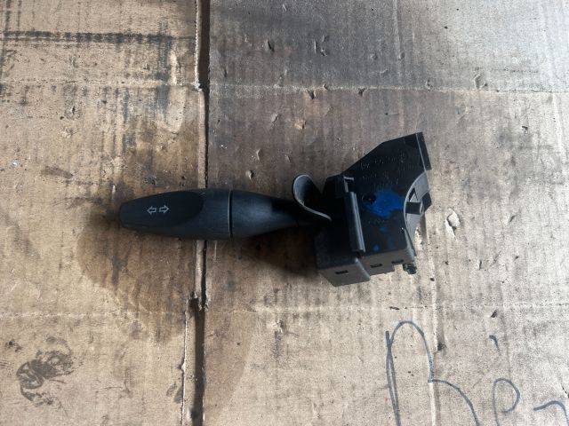 bontott FORD MONDEO III Bal Kormánykapcsoló Irányjelző