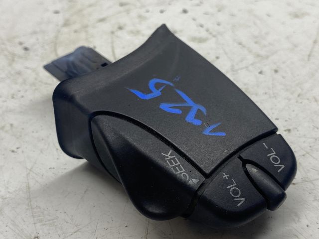 bontott FORD MONDEO III Bal Multikormány Kapcsoló