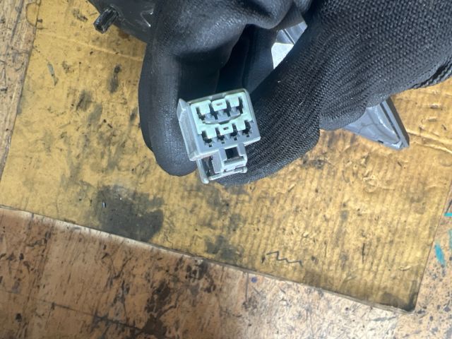 bontott FORD MONDEO III Bal Visszapillantó Tükör (Elektromos)