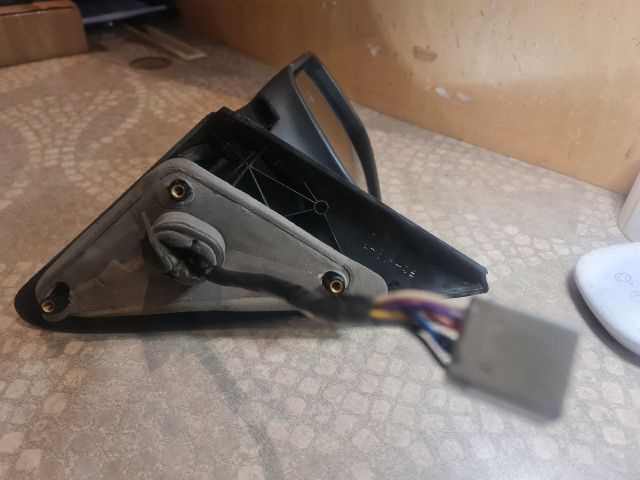 bontott FORD MONDEO III Bal Visszapillantó Tükör (Elektromos)