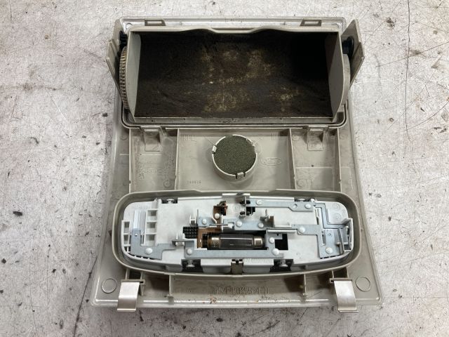 bontott FORD MONDEO III Beltér Világítás Első