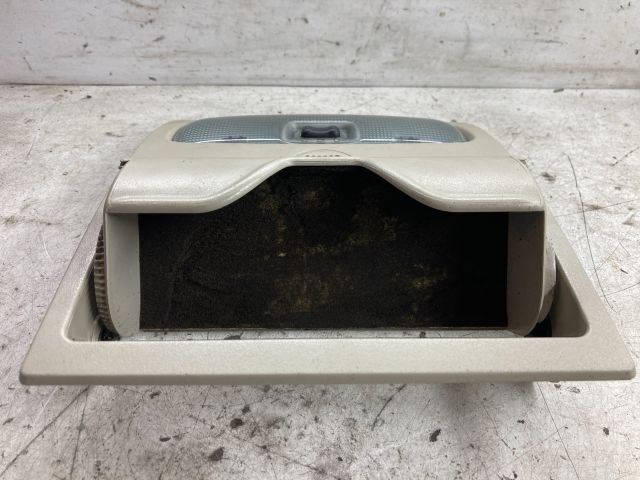 bontott FORD MONDEO III Beltér Világítás Első