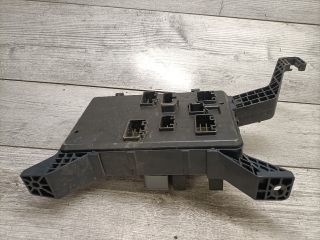 bontott FORD MONDEO III Biztosítéktábla Utastér