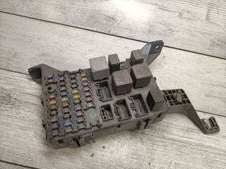 bontott FORD MONDEO III Biztosítéktábla Utastér