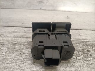 bontott FORD MONDEO III Csomagtér Nyitó Kar / Gomb