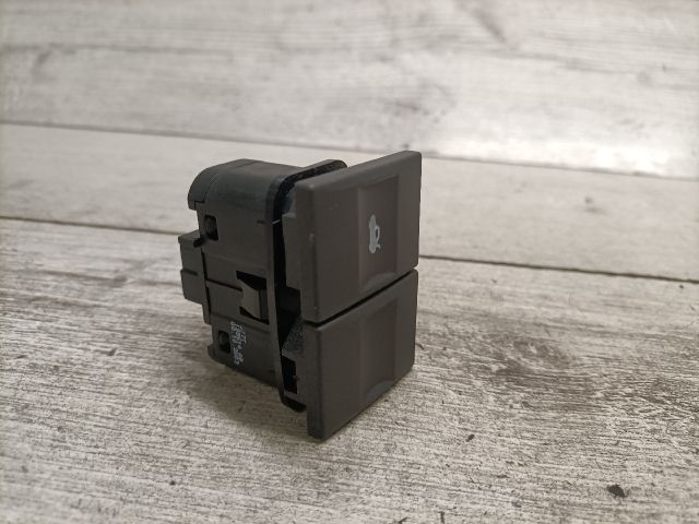 bontott FORD MONDEO III Csomagtér Nyitó Kar / Gomb