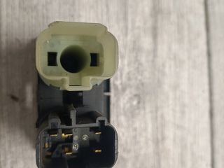 bontott FORD MONDEO III Csomagtér Nyitó Kar / Gomb