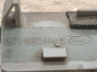 bontott FORD MONDEO III Csomagtér Nyitó Kar / Gomb