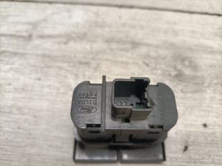 bontott FORD MONDEO III Csomagtér Nyitó Kar / Gomb