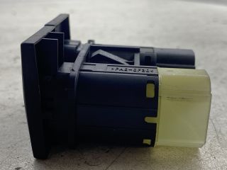 bontott FORD MONDEO III Csomagtér Nyitó Kar / Gomb