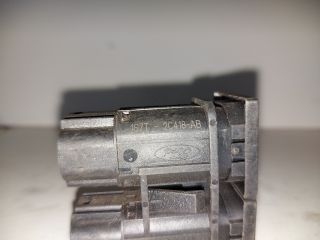 bontott FORD MONDEO III Csomagtér Nyitó Kar / Gomb