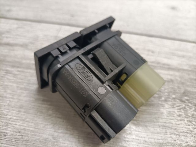 bontott FORD MONDEO III Csomagtér Nyitó Kar / Gomb