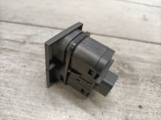 bontott FORD MONDEO III Csomagtér Nyitó Kar / Gomb