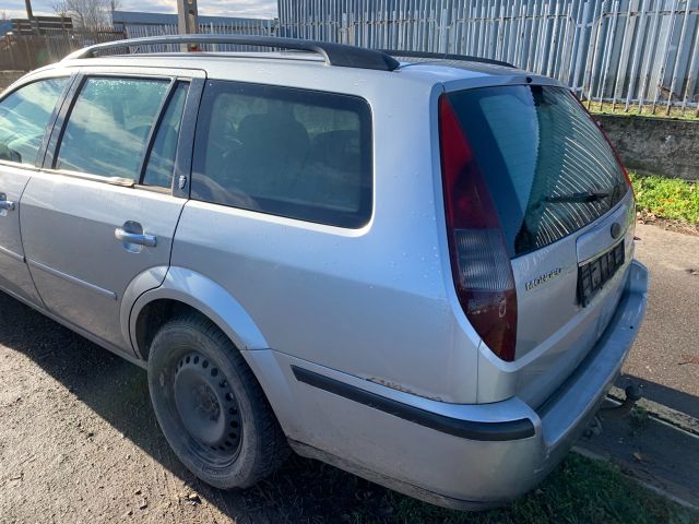 bontott FORD MONDEO III Csomagtér Roló