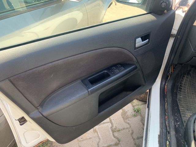 bontott FORD MONDEO III Csomagtér Roló