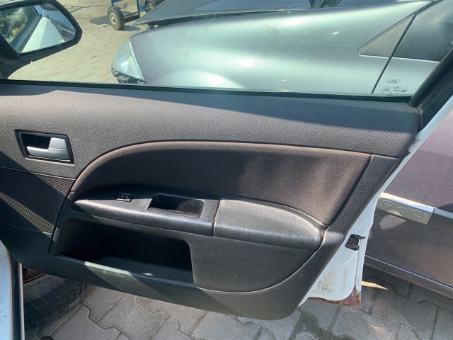 bontott FORD MONDEO III Csomagtér Roló