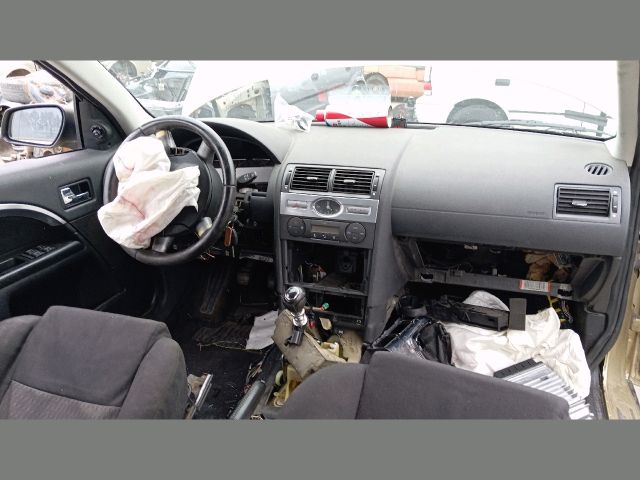 bontott FORD MONDEO III Csomagtér Világítás