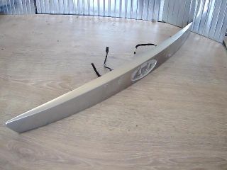 bontott FORD MONDEO III Csomagtérajtó Díszléc