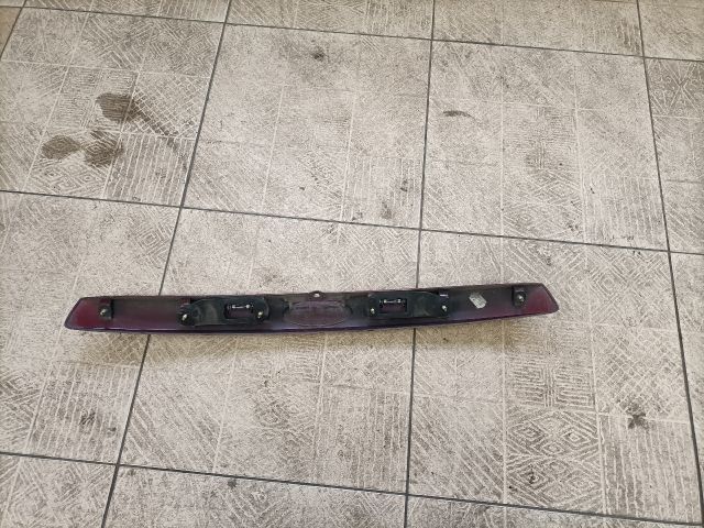 bontott FORD MONDEO III Csomagtérajtó Díszléc