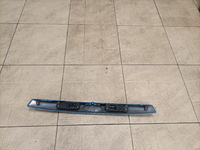 bontott FORD MONDEO III Csomagtérajtó Díszléc