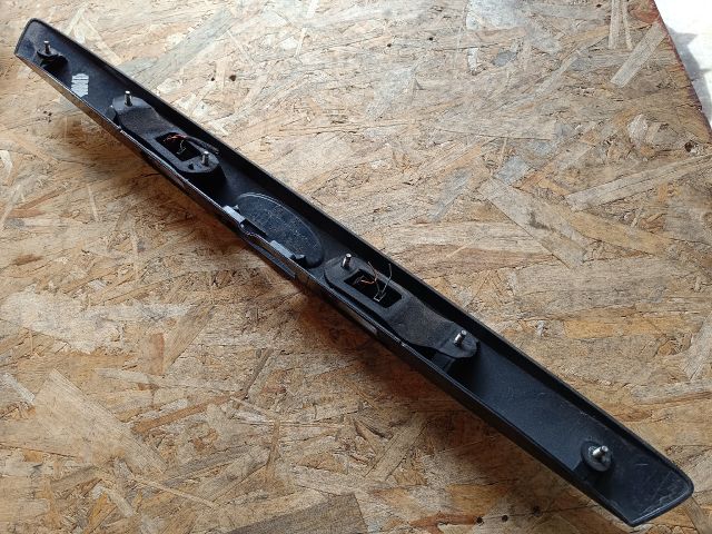 bontott FORD MONDEO III Csomagtérajtó Díszléc