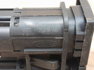 bontott FORD MONDEO III Csomagtérajtó Kapcsoló