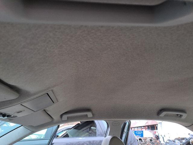 bontott FORD MONDEO III Csomagtérajtó Kárpit