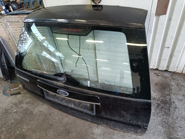 bontott FORD MONDEO III Csomagtérajtó (Részeivel)