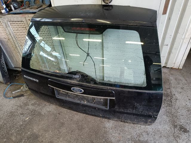 bontott FORD MONDEO III Csomagtérajtó (Részeivel)