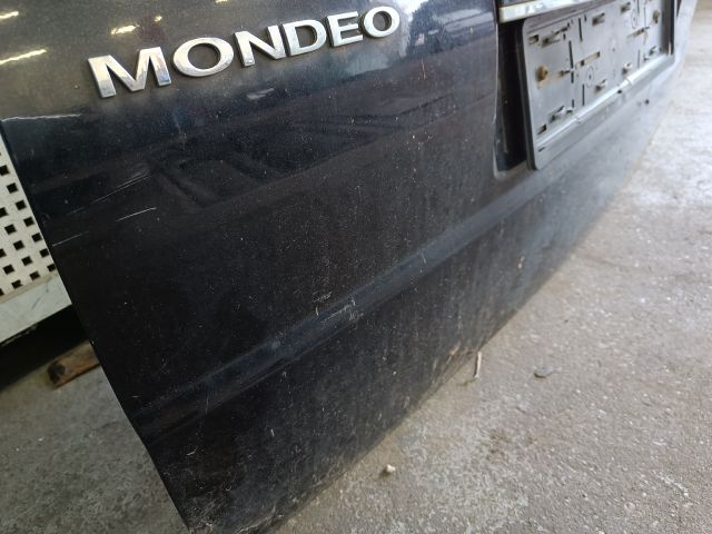 bontott FORD MONDEO III Csomagtérajtó (Részeivel)