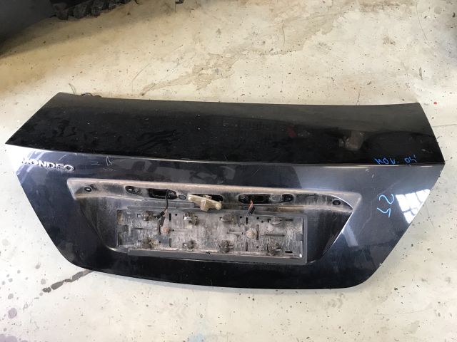 bontott FORD MONDEO III Csomagtérajtó (Üres lemez)