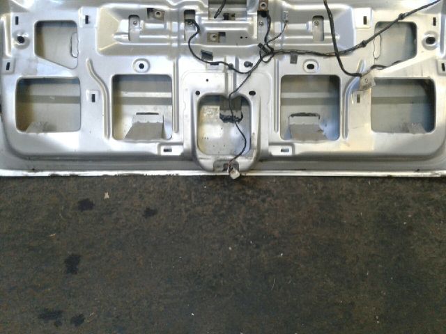 bontott FORD MONDEO III Csomagtérajtó (Üres lemez)