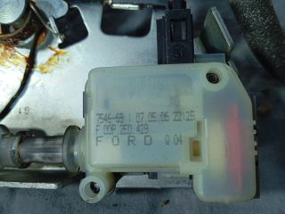 bontott FORD MONDEO III Csomagtérajtó Zárszerkezet