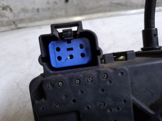 bontott FORD MONDEO III Csomagtérajtó Zárszerkezet