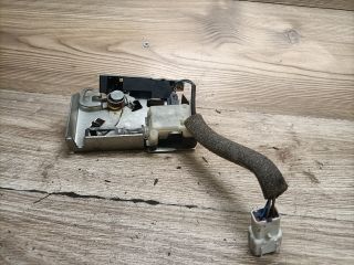 bontott FORD MONDEO III Csomagtérajtó Zárszerkezet