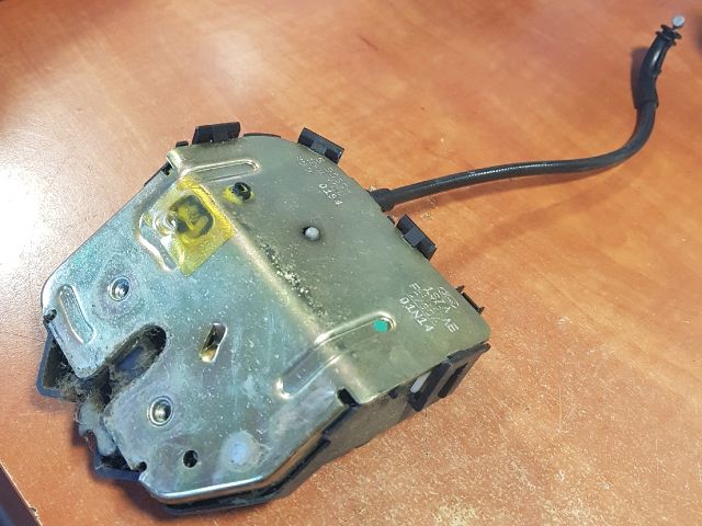 bontott FORD MONDEO III Csomagtérajtó Zárszerkezet