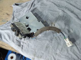 bontott FORD MONDEO III Csomagtérajtó Zárszerkezet