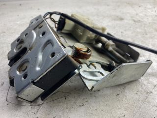 bontott FORD MONDEO III Csomagtérajtó Zárszerkezet