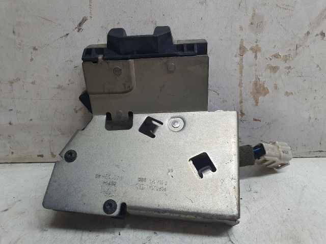 bontott FORD MONDEO III Csomagtérajtó Zárszerkezet