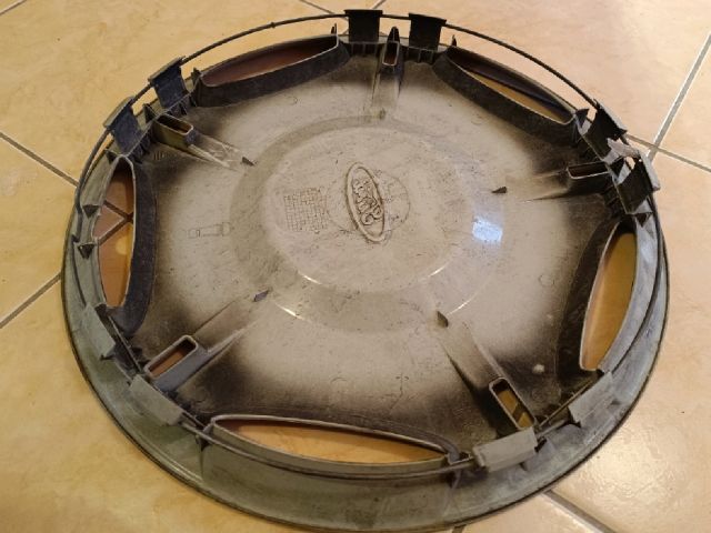 bontott FORD MONDEO III Dísztárcsa (1 db)